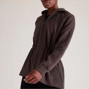 Athleta Triumph Hybrid Jacket in light brown size large